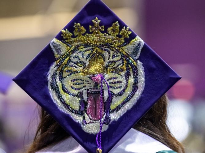 BR.lsugrad.adv_9000 MJ.JPG