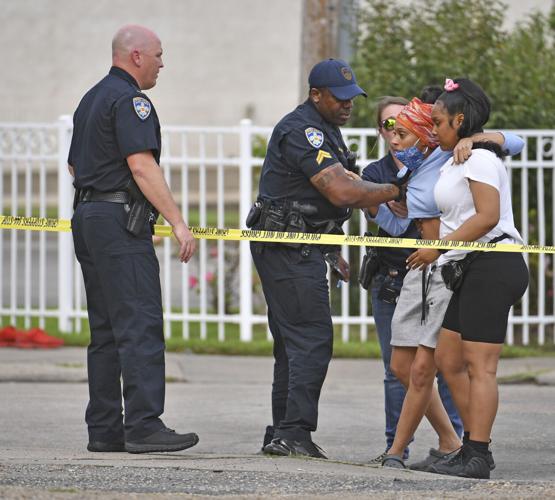 Two Baton Rouge Homicides In An Hour Group Suspected Of Taking Justice 1617