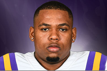 lsumugshots.122117.013