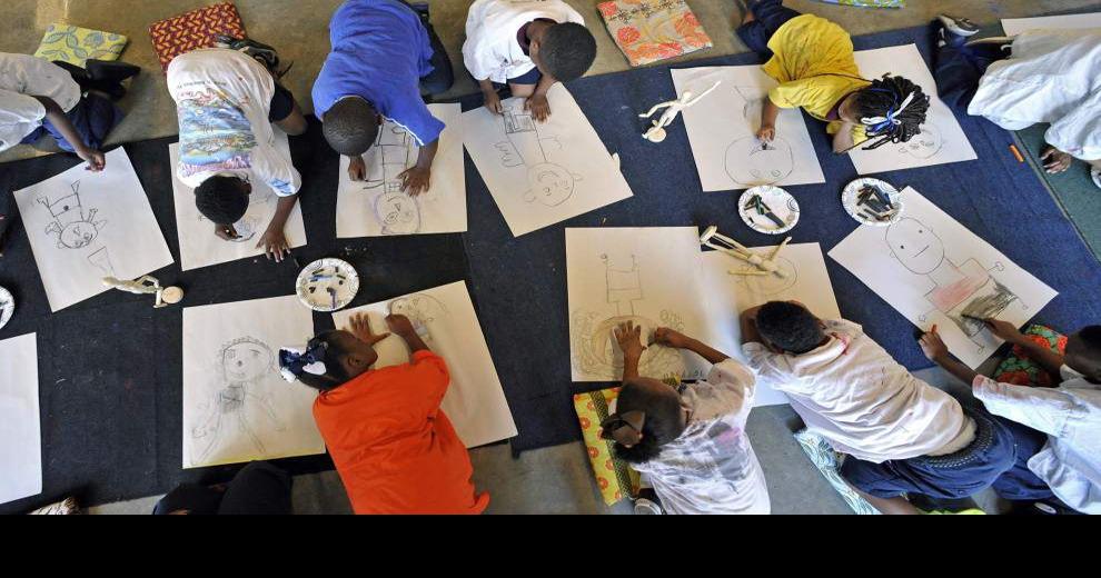 East Baton Rouge School board puts off decision on fate of White Hills