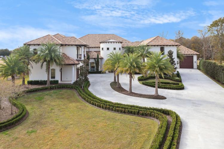 40103 River Winds Court, Gonzales
