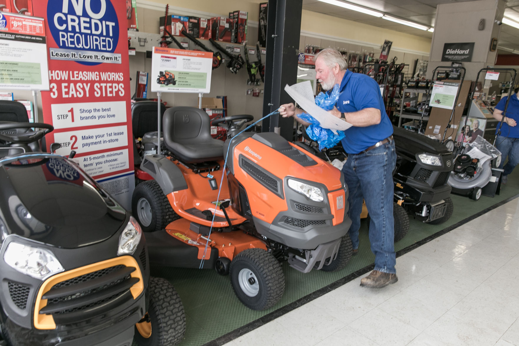 Sears outlet best sale riding mowers