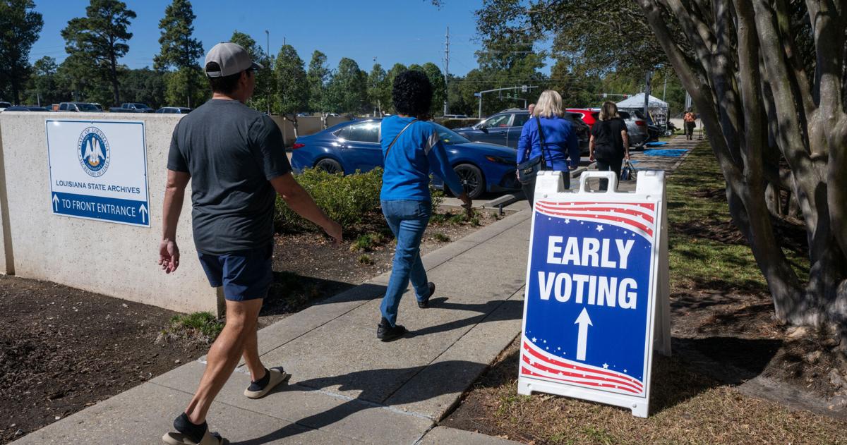 NO.earlyvoting.102126.014.JPG