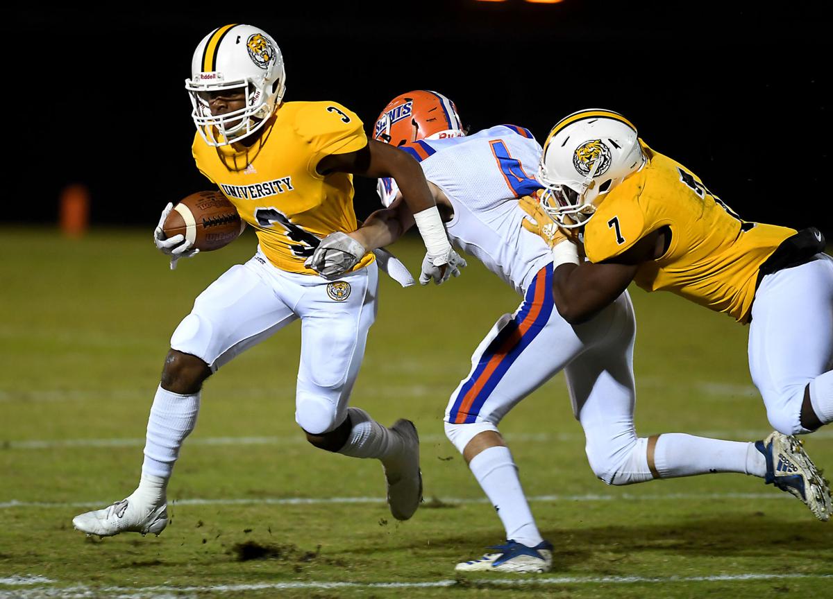 John Gordon Mckernan Tosses Five Touchdowns In Win Over St Louis Catholic High Schools Theadvocate Com