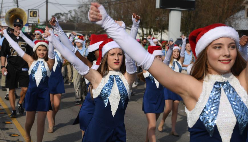 Gonzales Christmas parade rolls Sunday afternoon under blue skies