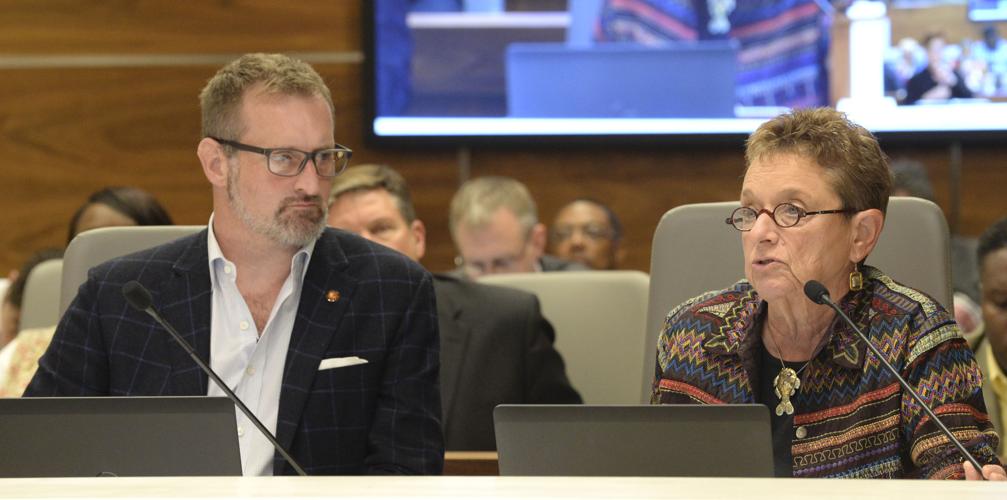 Clean needle, syringe exchange programs now allowed under Baton Rouge