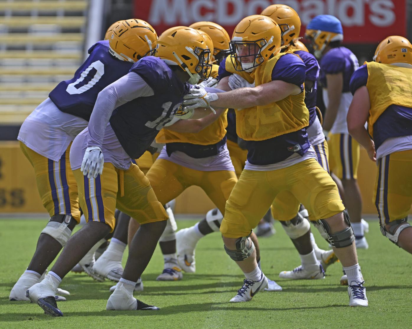 Gallery: Football Practice 08/09/22 – LSU