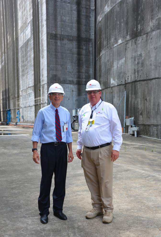 Rep. Abraham visits River Bend _lowres