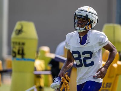 NO.lsufootball.080324_5755 MJ.JPG