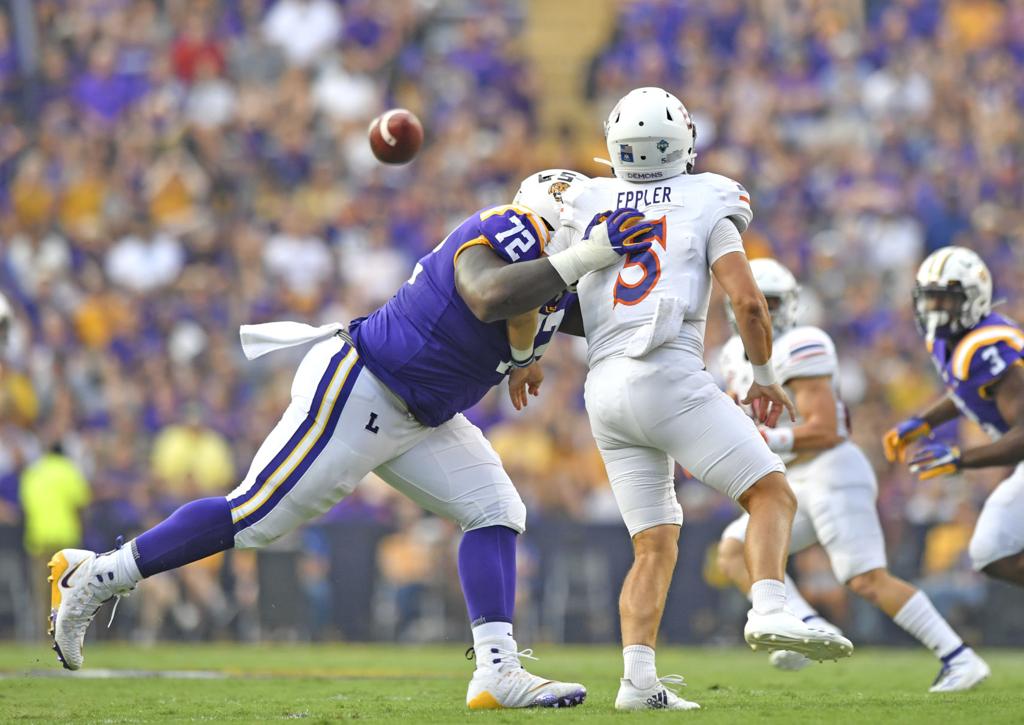 LSU football releases uniform combination with purple jerseys, white helmets,  for Vanderbilt, LSU