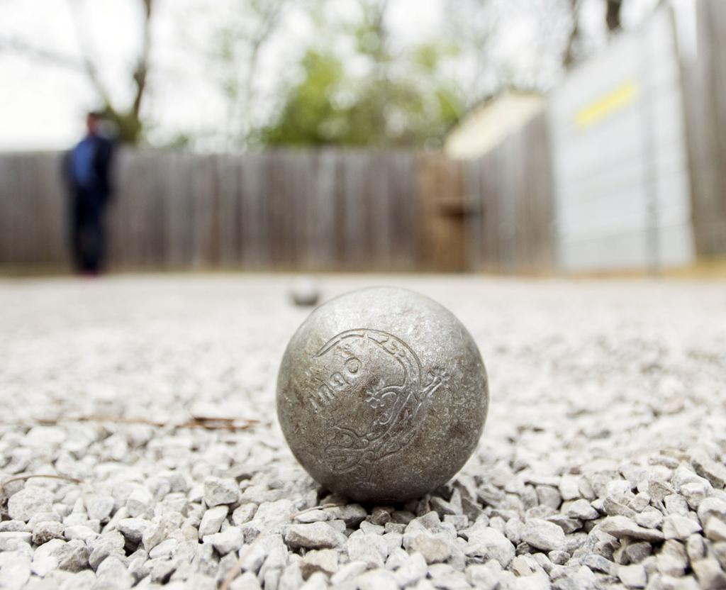 Google game teaches you how to play pétanque - 9to5Google