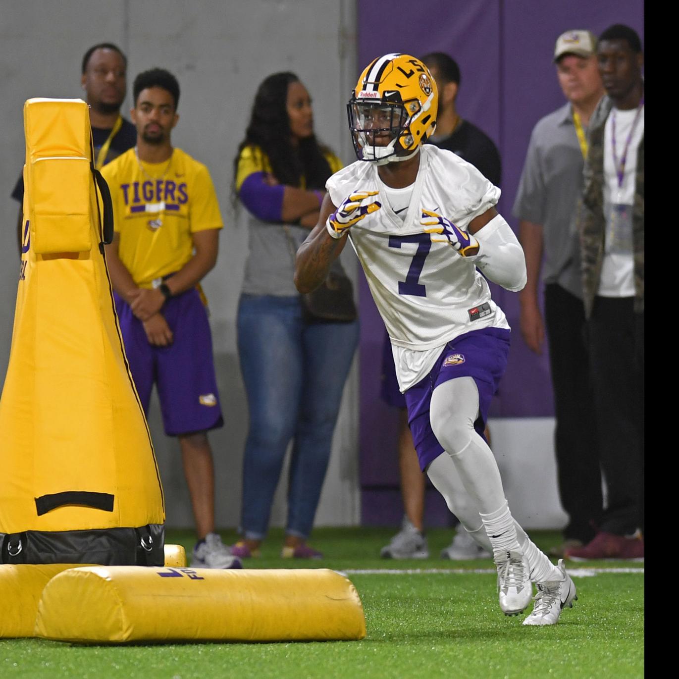 Q A Jonathan Giles Makes His Public Debut As Lsu Football S New