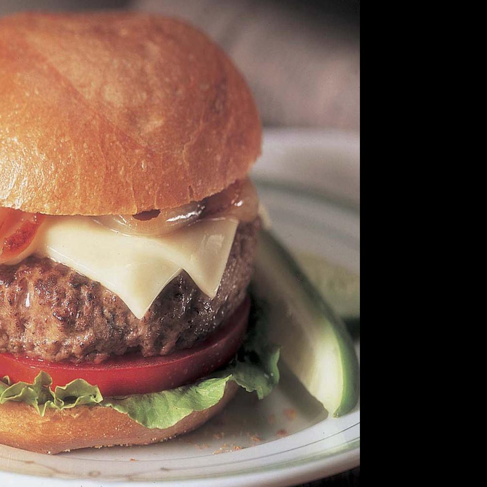 Cook This Grilling Burgers Here S How To Make Sure They Don T