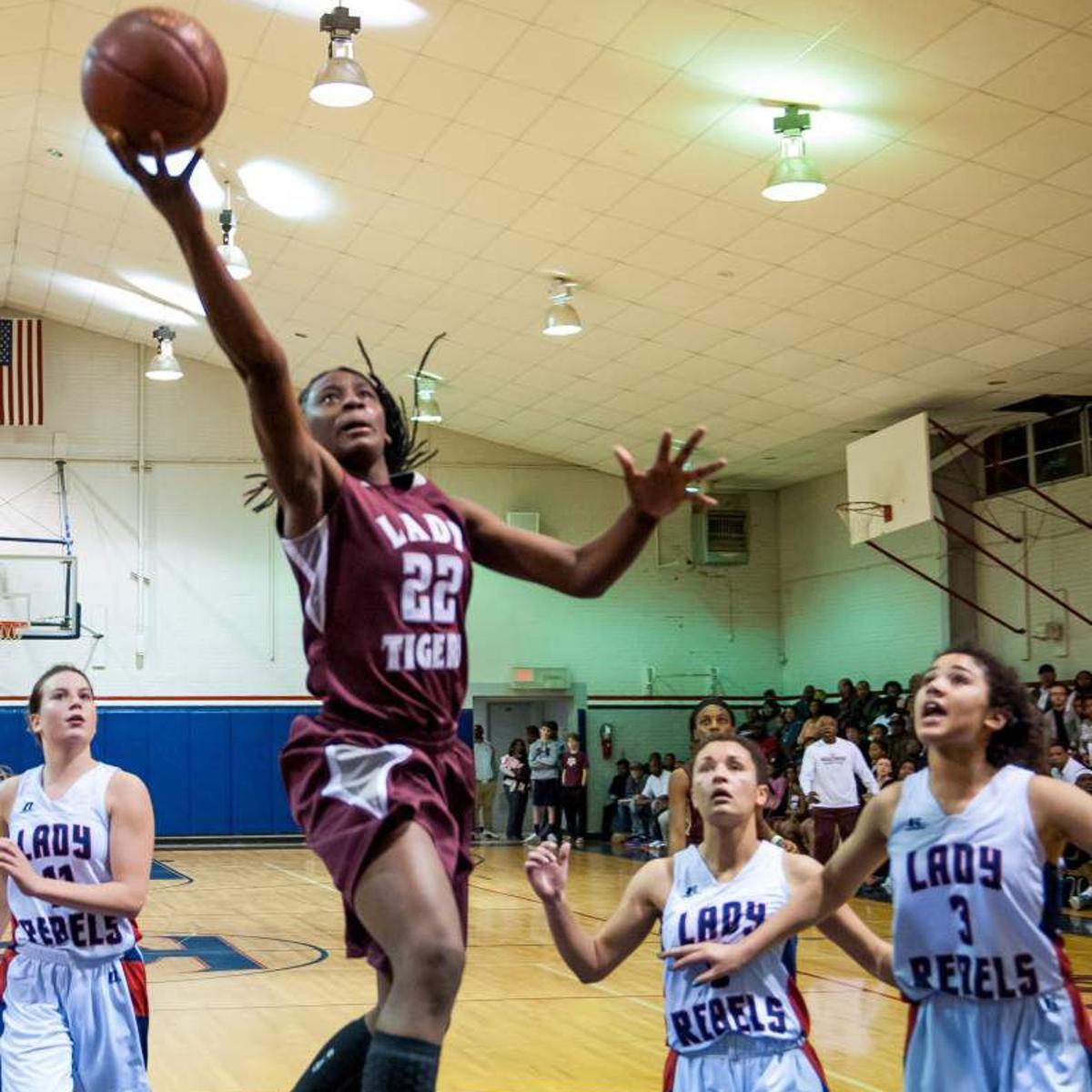 Jasmine Leblanc Caitlin Davis Pace Breaux Bridge S Win Over Teurlings High Schools Theadvocate Com