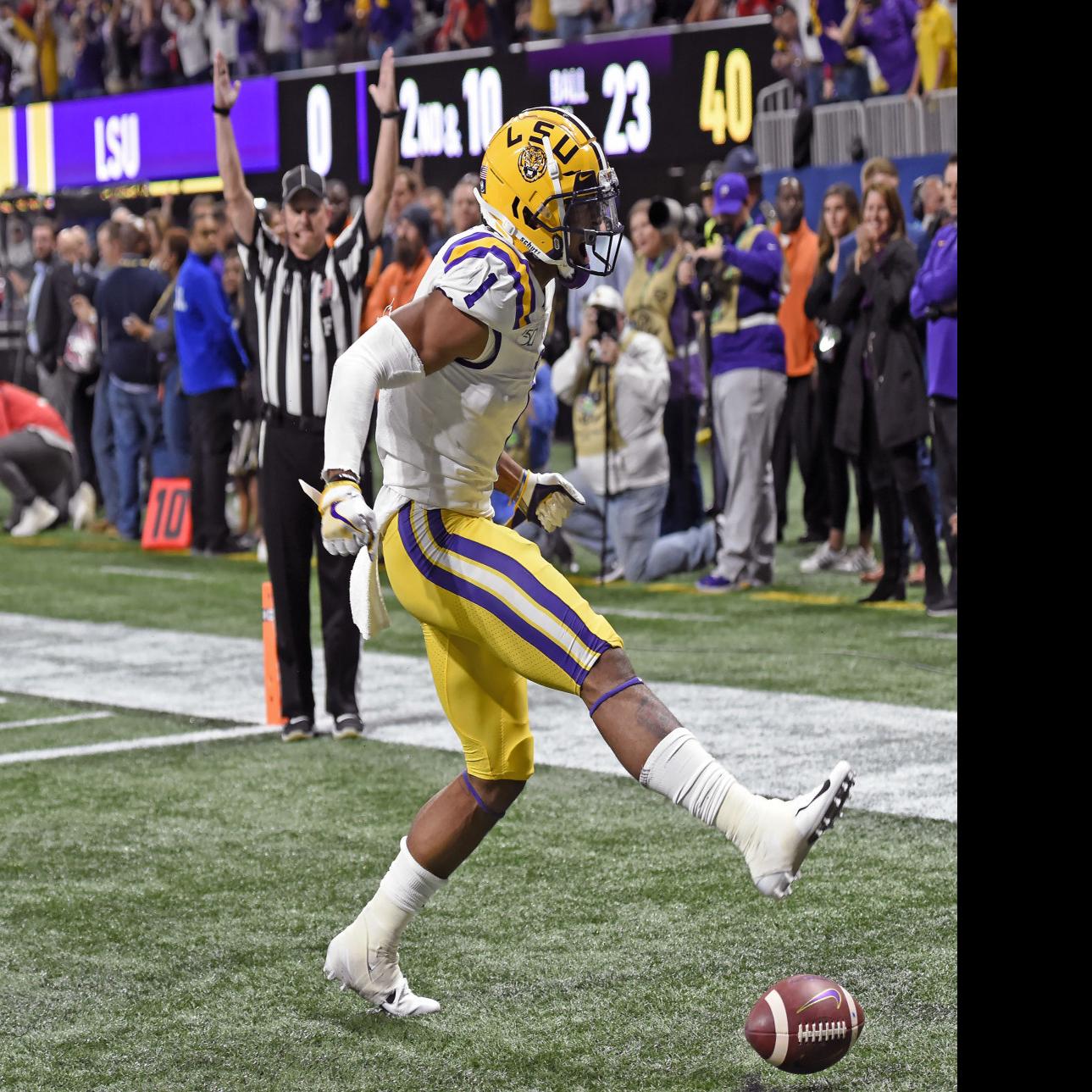 LSU's Ja'Marr Chase has a Peach Bowl TD dance ready, but a quick request  for the refs | LSU | theadvocate.com