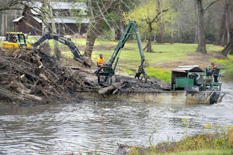 BR.wildbayoumanchacdebris.adv TS 182.jpg