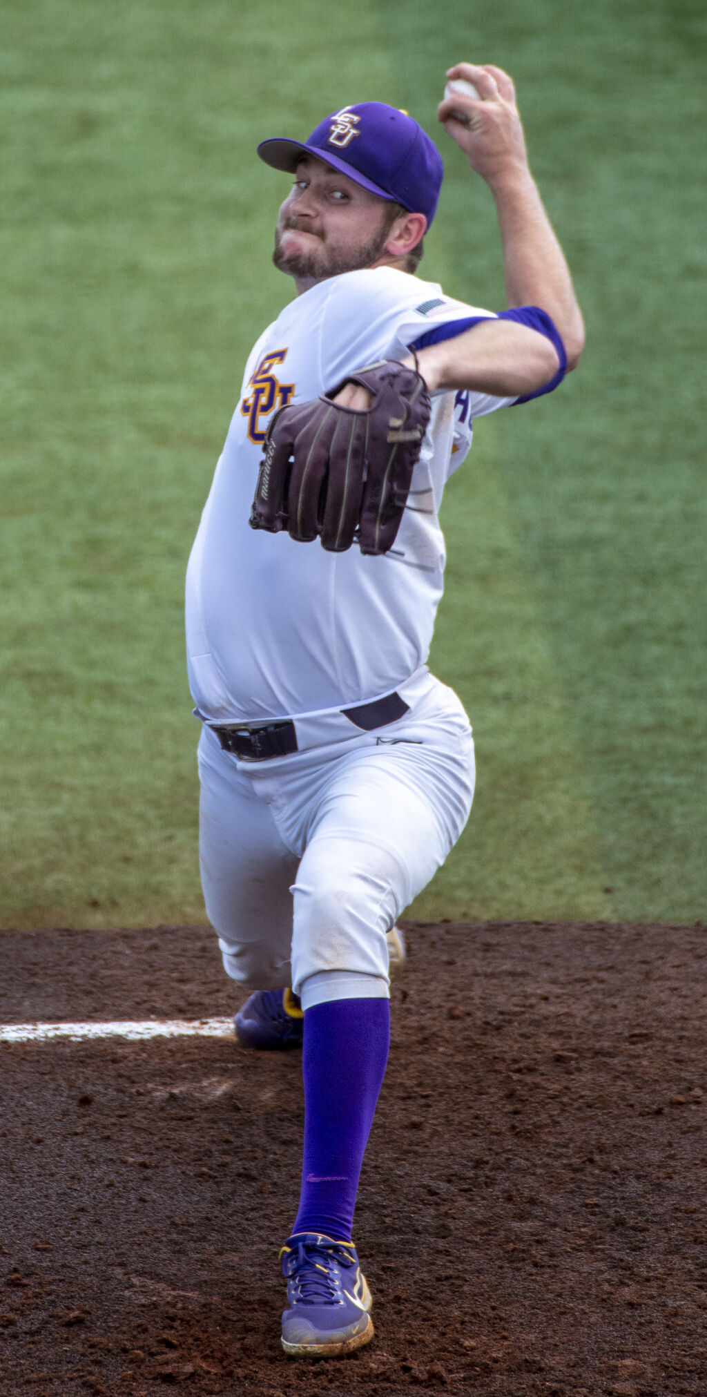 BR.lsutennessee.061421 0228 bf.jpg