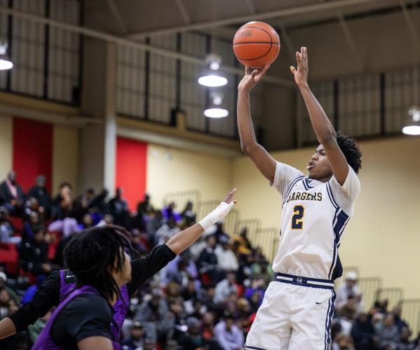 BR.ebrbasketballtitle.123025_7311 MJ.JPG