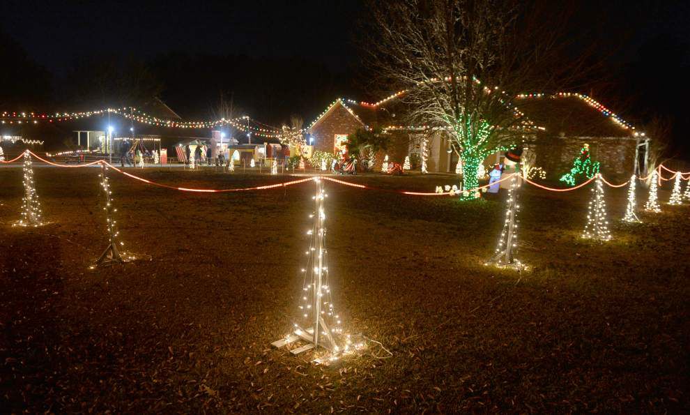 Messengers Christmas Land 2022 Messenger Family Lights Up Christmas Display | Communities | Theadvocate.com