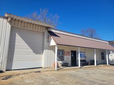 Woodcrest Drive warehouse
