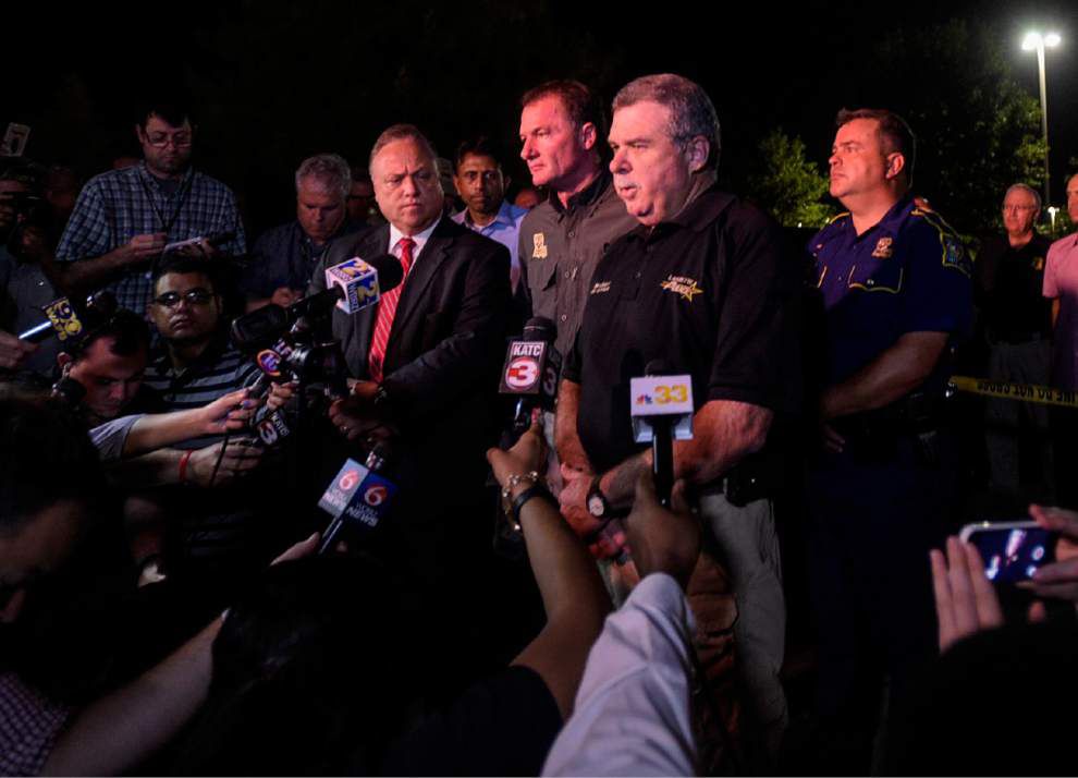 Three dead, including gunman, 9 injured after Lafayette movie theater shooting; shooter killed himself when police arrived _lowres