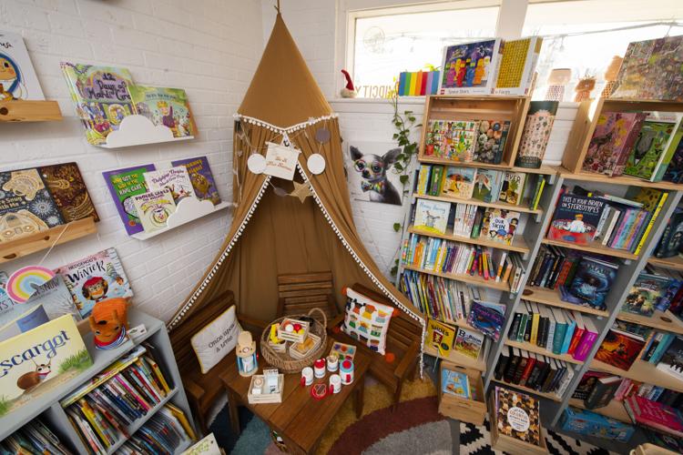 BR.redstickreadsliv.adv TS 676.jpg