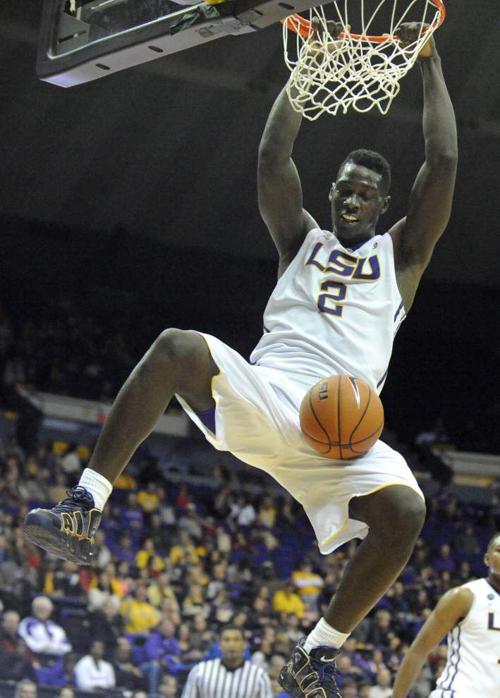 Video: LSU forward Johnny O'Bryant III's press conference declaring for the NBA draft _lowres