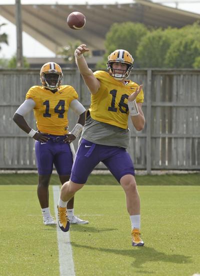 Ed Orgeron Lsu Qb Competition To Extend Through Preseason Camp