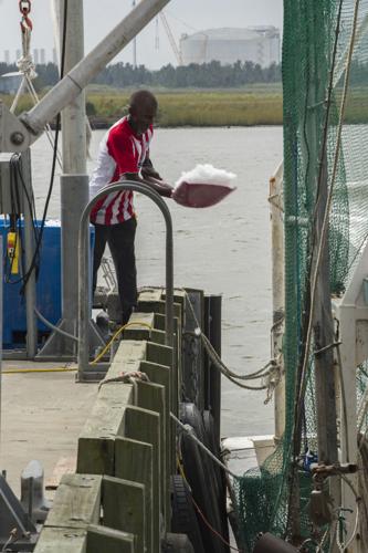 BR.lakechaslng.016.adv