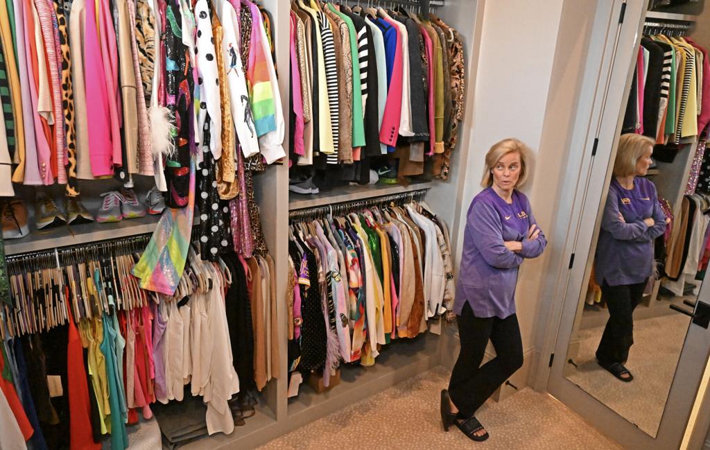 Inside LSU Coach Kim Mulkey's closet | Entertainment/Life 