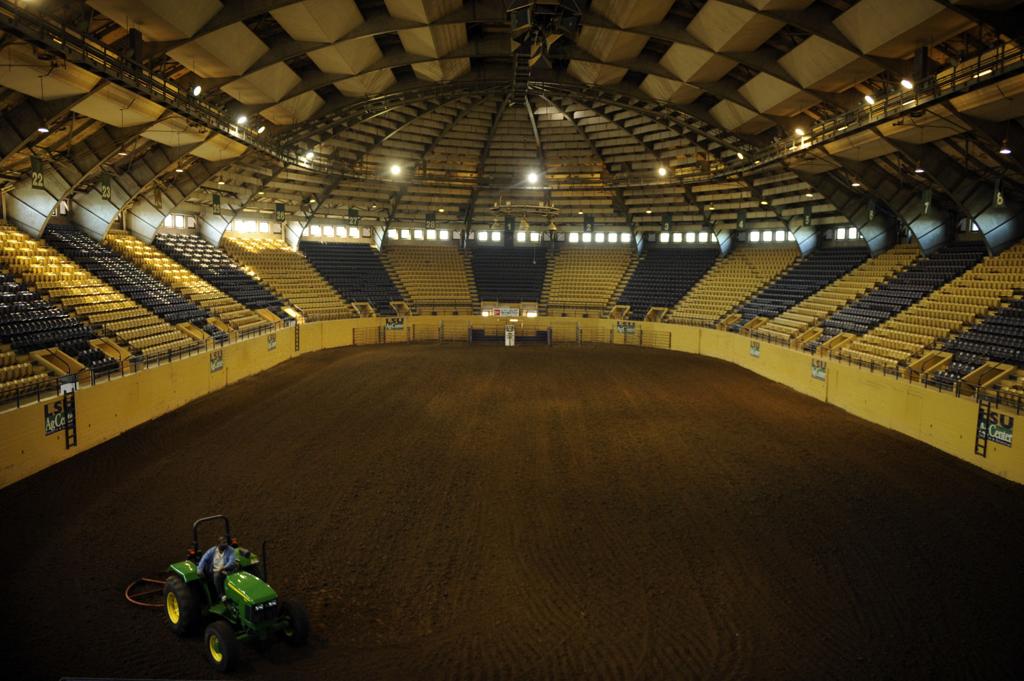 Lsu Basketball At The Cow Palace Will Wade Wants To Return But