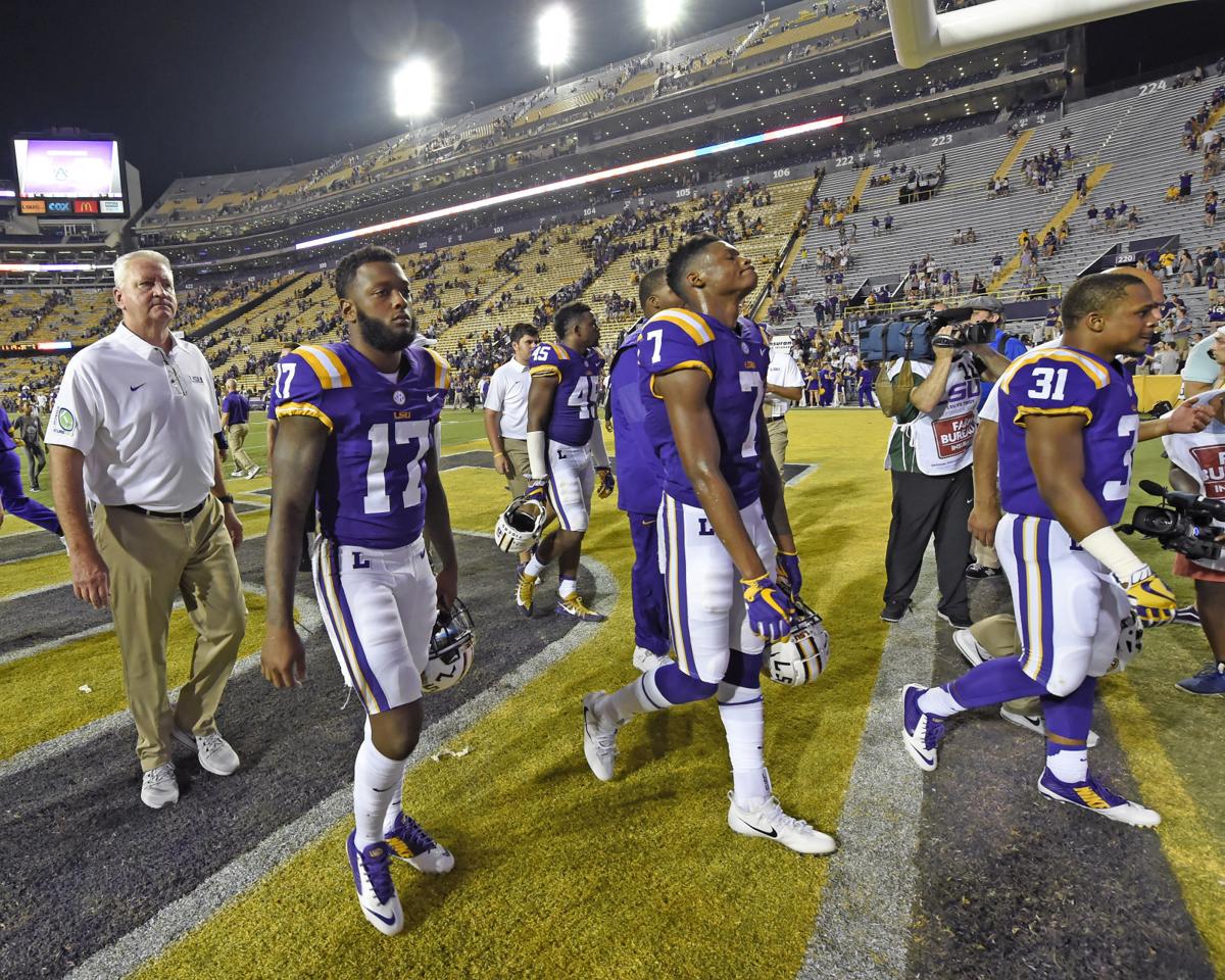 lsutroy2074.100117 bf