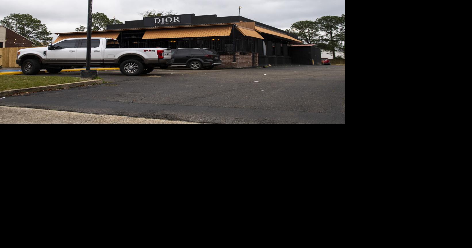 Second gunman in Baton Rouge nightclub shooting that injured 12 ...