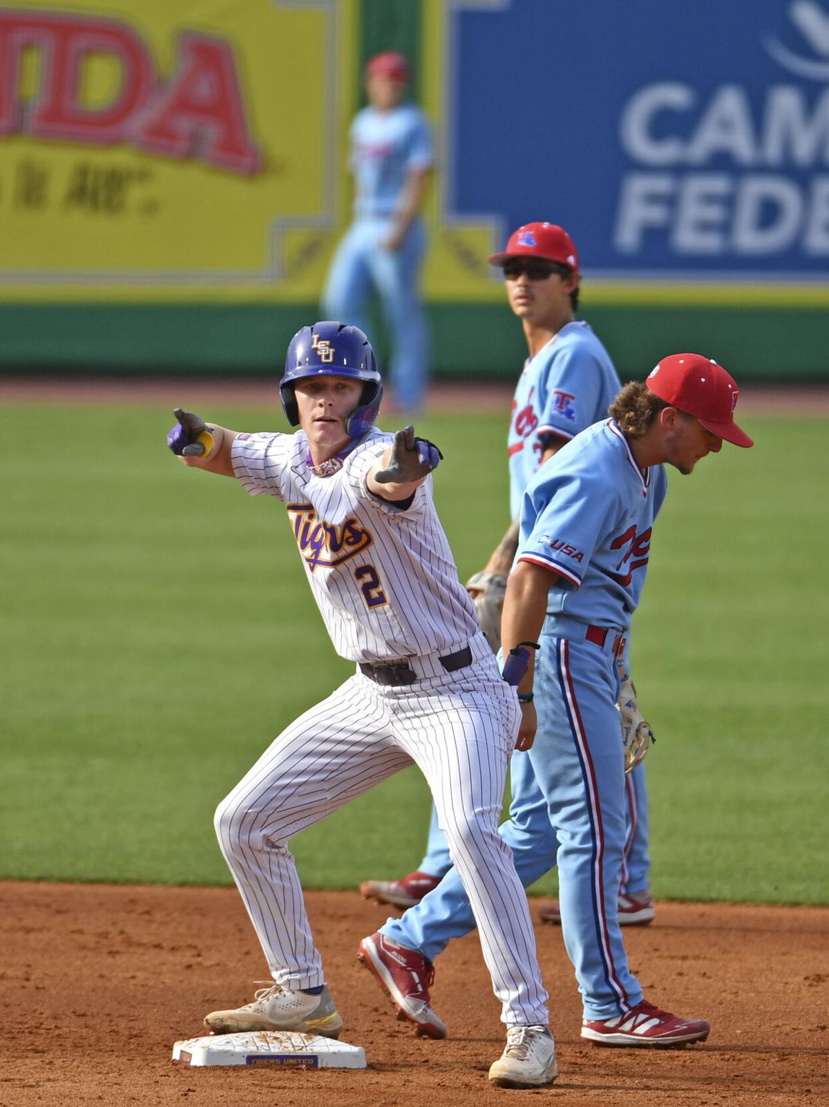 LSU gets big win over Louisiana Tech 16-8 in rain-shortened ...