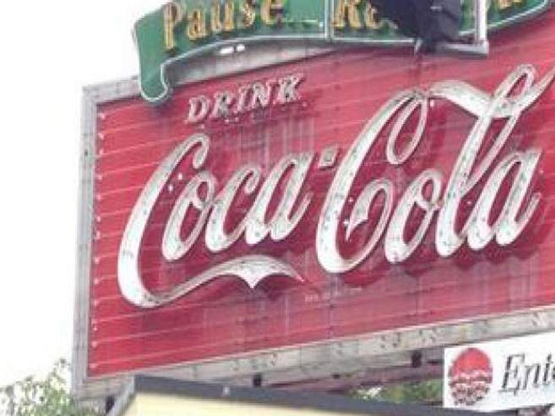Antique Coca Cola Sign In Heart Of Downtown Baton Rouge To Be Relighted Again Under Deal Mediated By Braf News Theadvocate Com