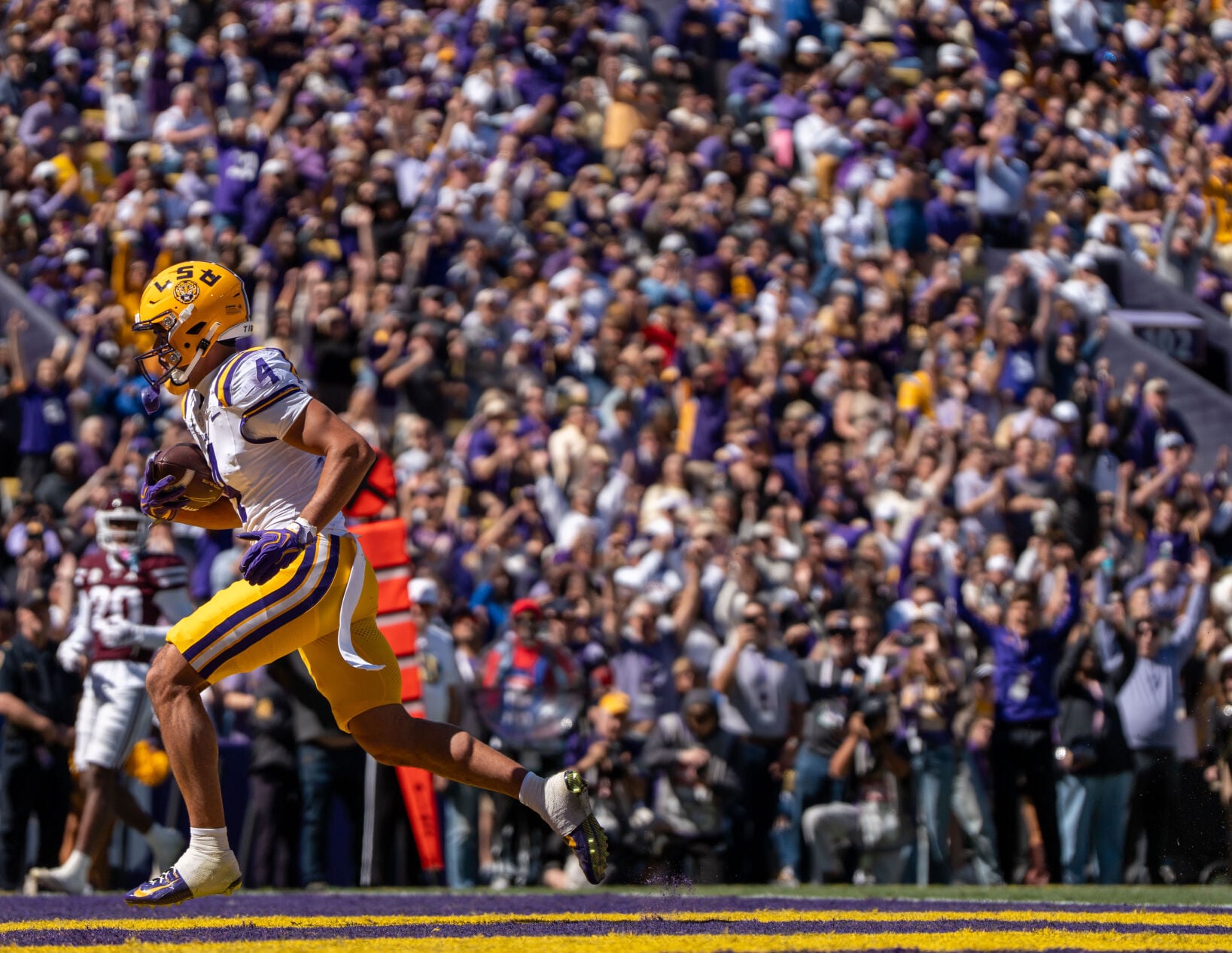 NO.lsumissstate.101826.010.JPG
