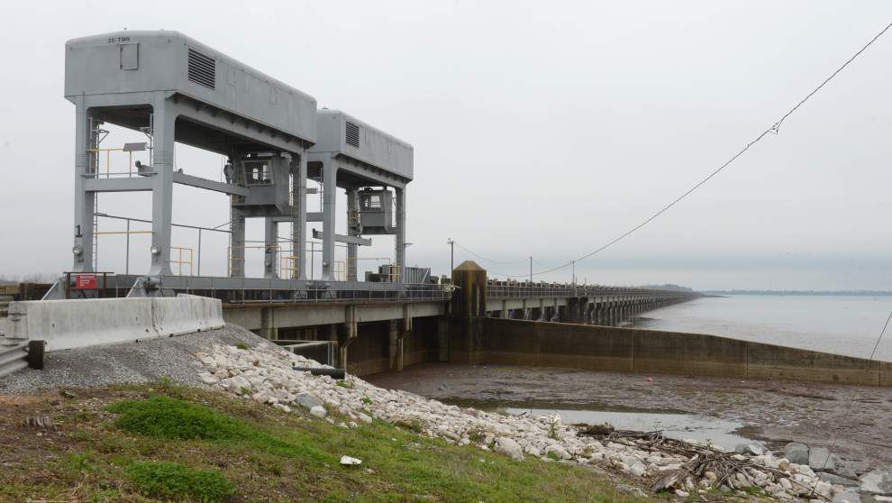 Federal Officials Warn Of Atchafalaya Basin Flooding; Opening Of ...