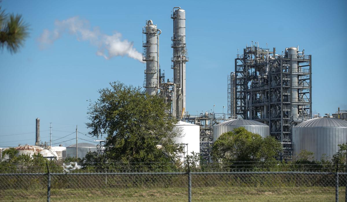 Dow Chemical plant explosion in Plaquemine rattles windows
