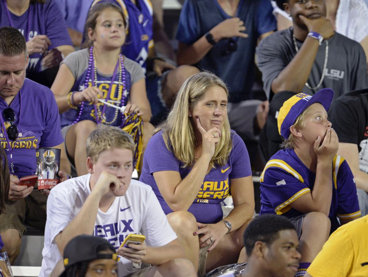 lsutroy2159.100117 bf
