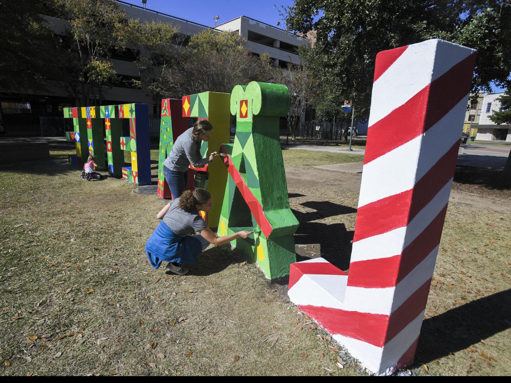 Lafayette Christmas Parade 2022 Lafayette Holiday Tree Lighting, Sonic Christmas Parade Should Warm The  Grinchiest Hearts | Entertainment/Life | Theadvocate.com