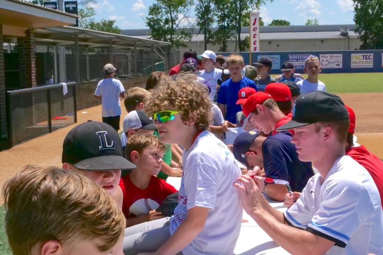Zachary High coach hosts summer baseball camp Zachary