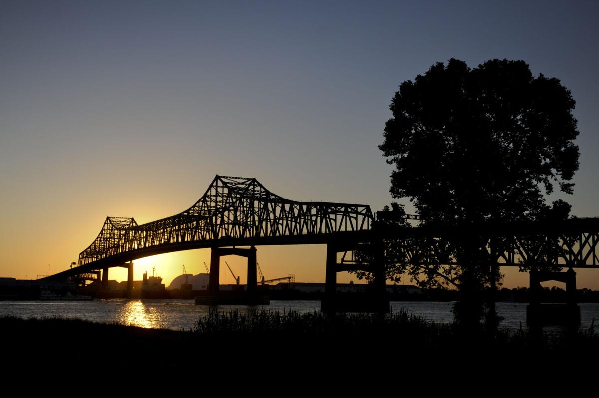 New bridge in Baton Rouge sparking new issues, 'What's taking so long