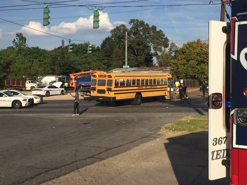 School Bus Dump Truck Crash In East Baton Rouge Minor Injuries
