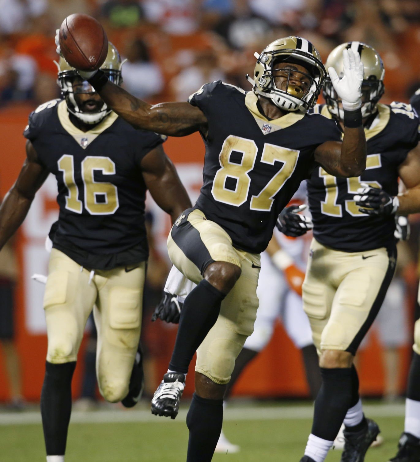 Cleveland Browns 7, New Orleans Saints 6