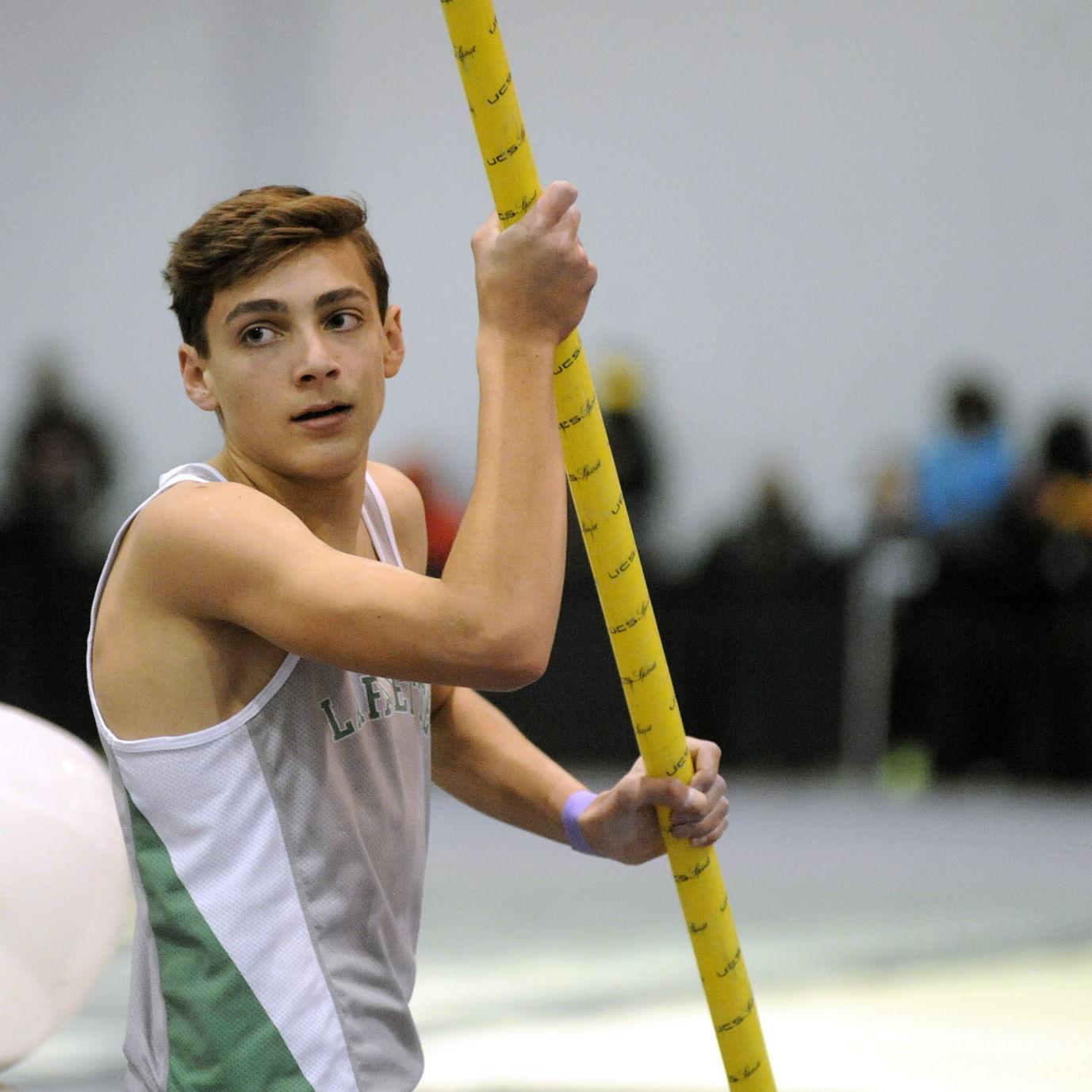 All In The Family Pole Vault Phenom Mondo Duplantis Signs With Lsu Track And Field Team Lsu Theadvocate Com