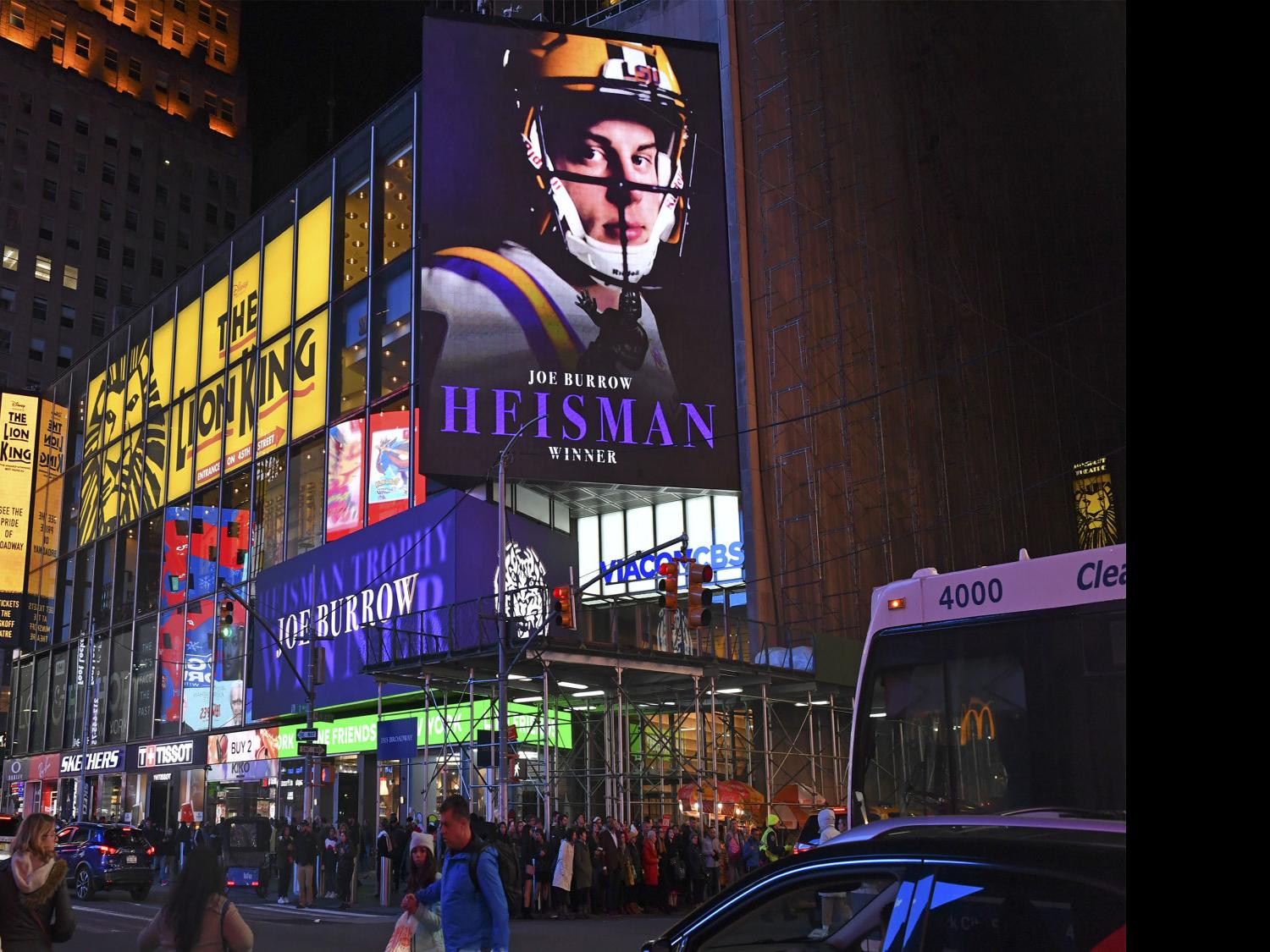 Report: Joe Burrow signs with CAA Sports; same agency that represents Zion, Drew Brees