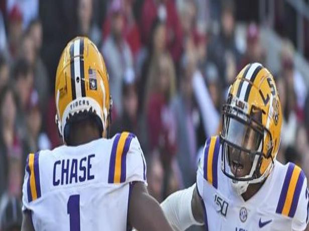 LSU Receivers Ja'Marr Chase, Justin Jefferson Named Semifinalists