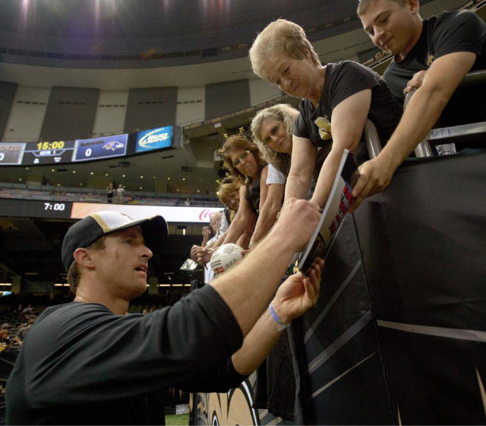 Video: Drew Brees is glad to have receiver Robert Meachem back on the team _lowres