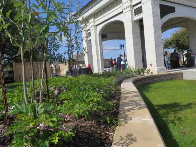 Donaldsonville dedicates Crescent Park renovation project in memory of