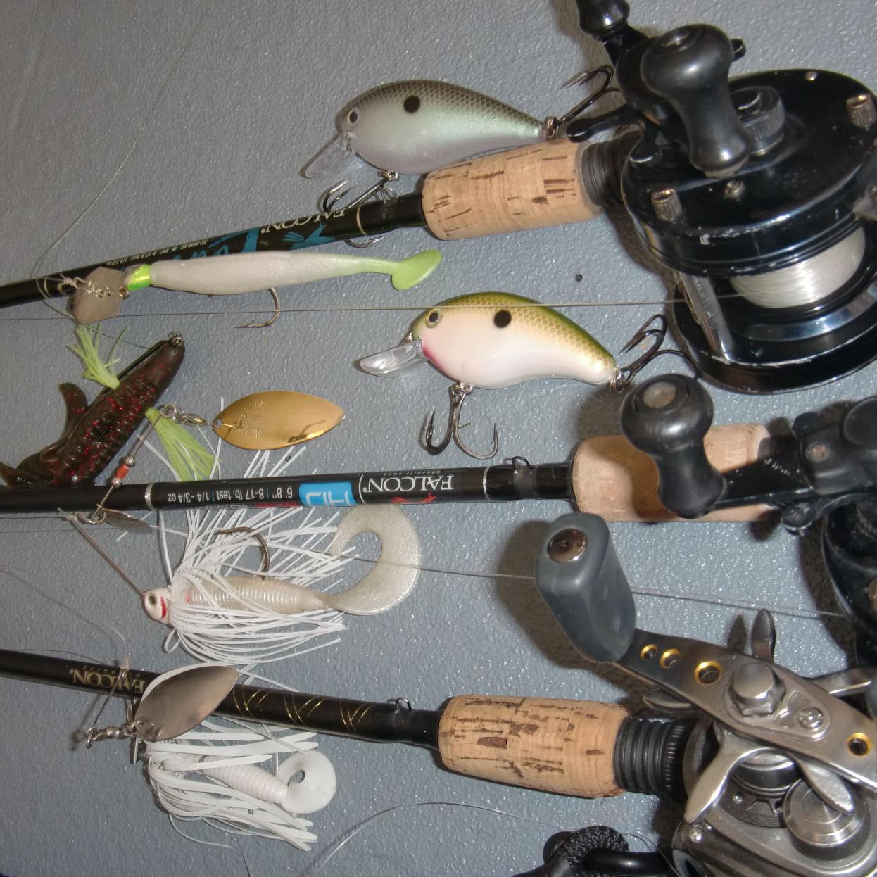 bass fishing essential lures Impulse Top 5 Bass Lures For August Fishing